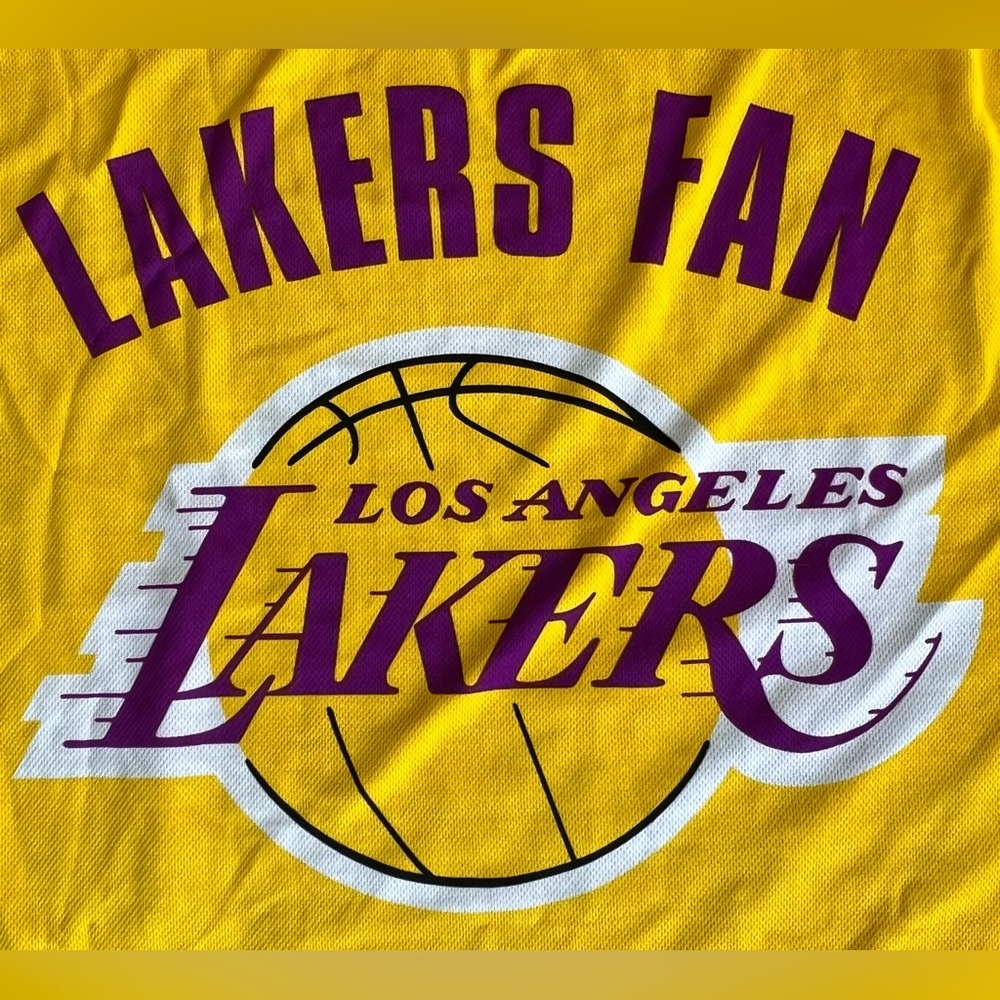 Los Angeles Lakers Youth Cape - Picture 2 of 6
